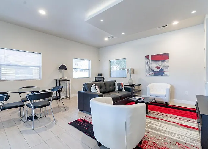 Phx Retreat Modern In Historic Neighborhood Holiday home Phoenix