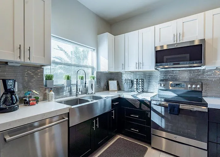 Phx Retreat Modern In Historic Neighborhood *
