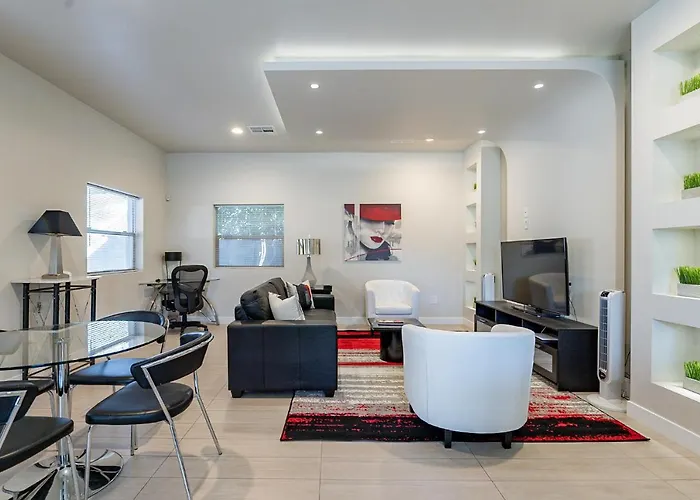 Phx Retreat Modern In Historic Neighborhood Holiday home *
